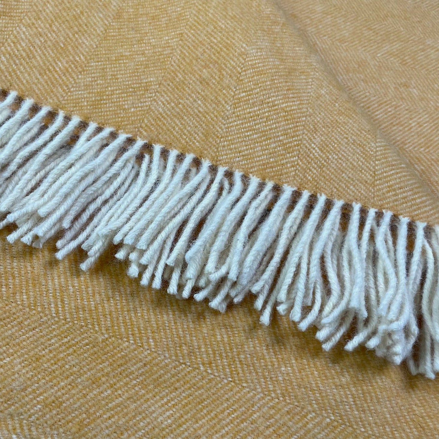 Pure Wool Herringbone Throw Blanket (Mustard, Size: 200x146cm)