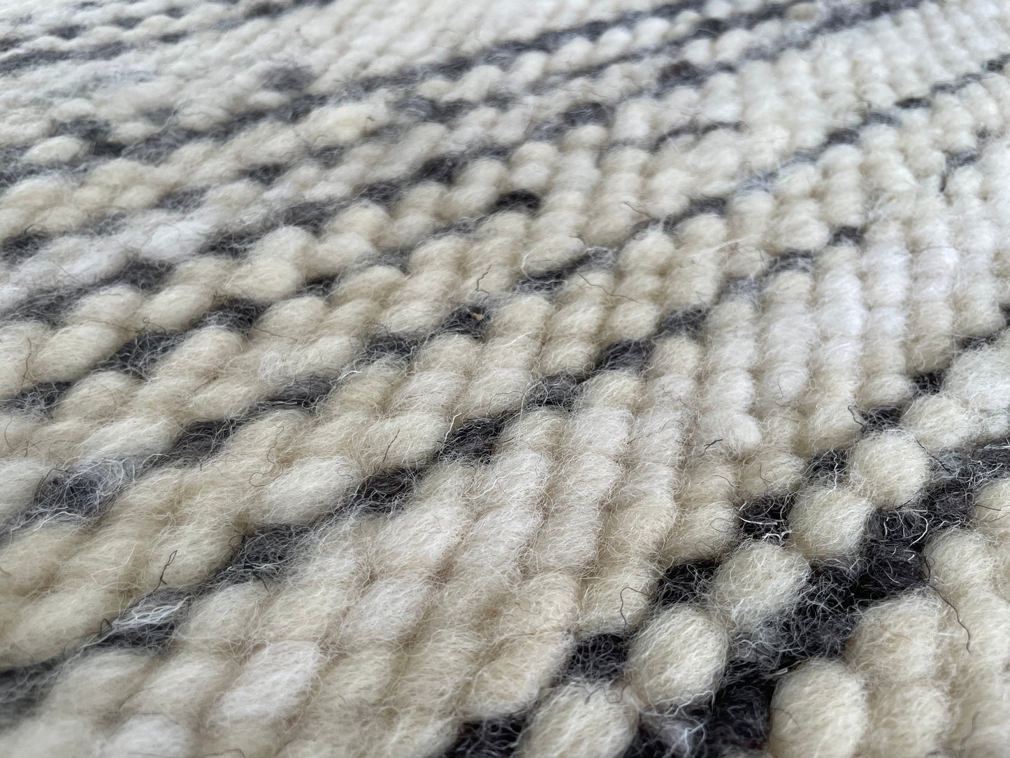 Pure Wool Rug (Elsie) | Hand Woven in the UK