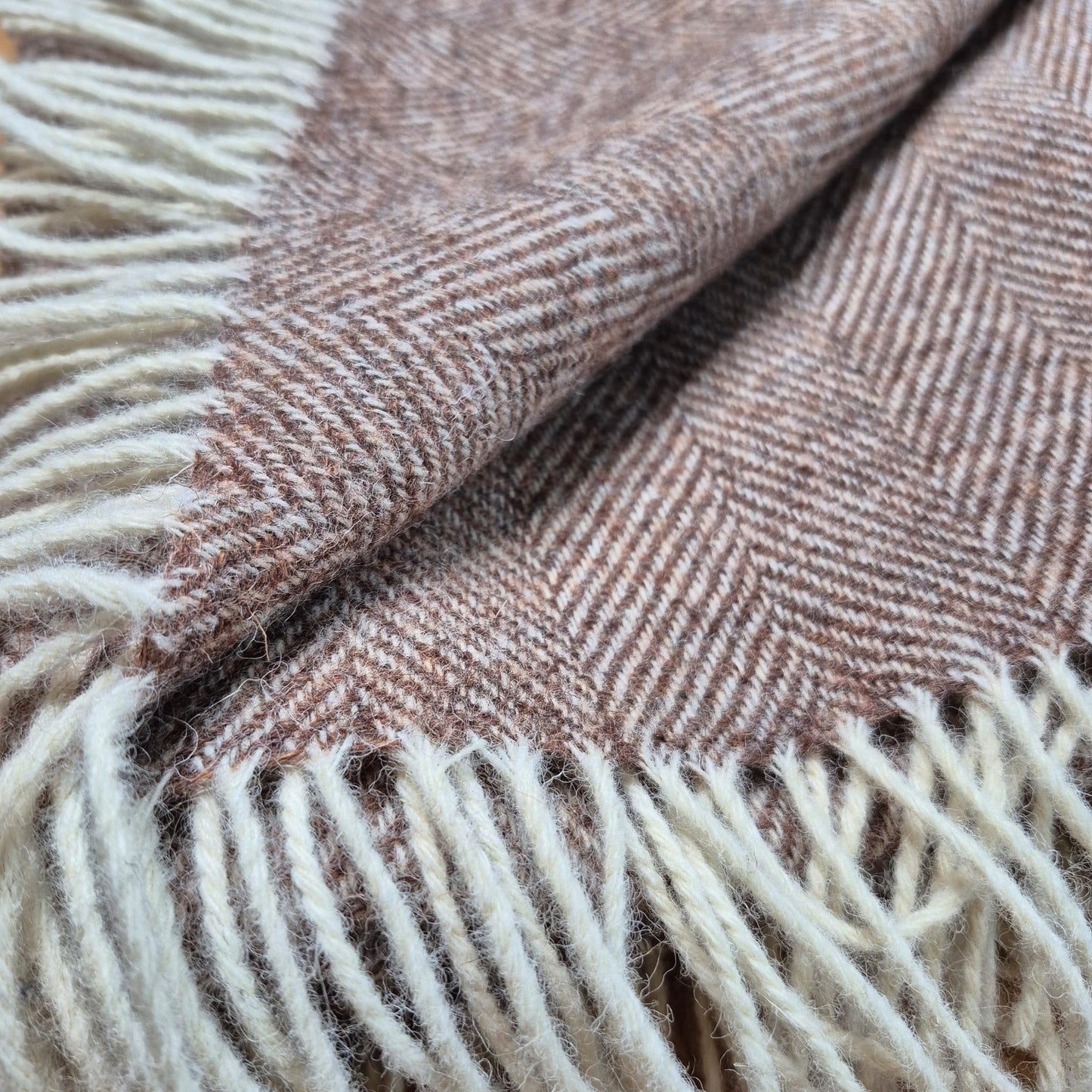 Pure Wool Throw Blanket | Herringbone | Cotswold Brown
