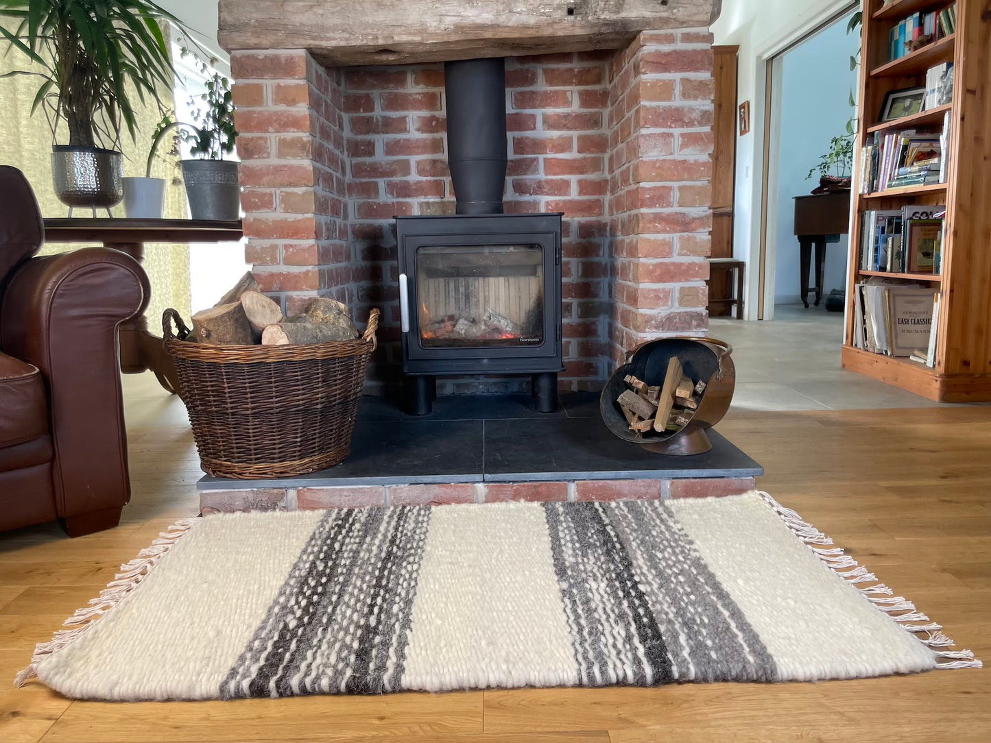 Pure Wool Rug (Lilly) | Hand Woven in the UK