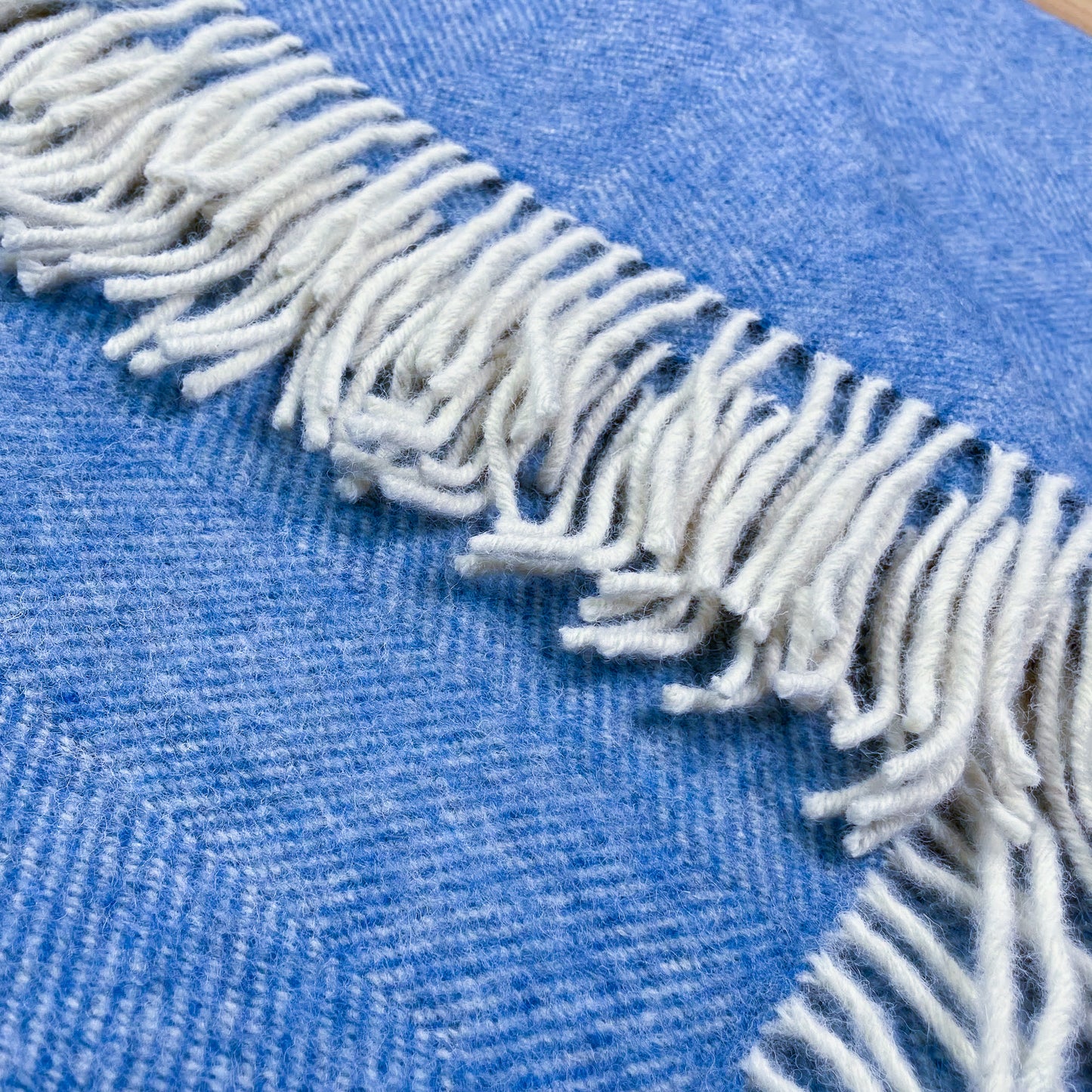 Pure Wool Herringbone Throw Blanket (Sky Blue, Size: 200x146cm)