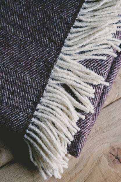 Pure Wool Herringbone Throw Blanket (Dusty Plum, Size: 200x146cm)