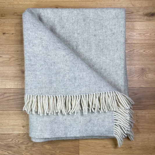 Pure Wool Herringbone Throw Blanket (Pale Grey, Size: 200x146cm)