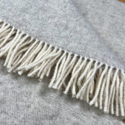 Pure Wool Herringbone Throw Blanket (Pale Grey, Size: 200x146cm)