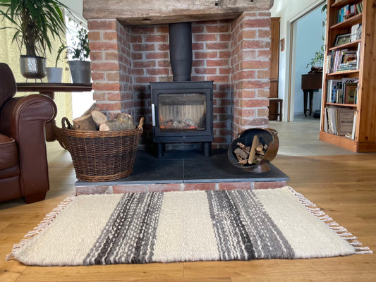 Pure Wool Rug (Lilly) | Hand Woven in the UK
