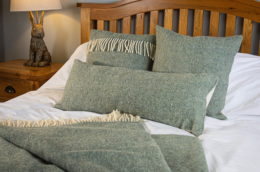 Pure Wool Cushions & Throw Matching Set | Moss Green