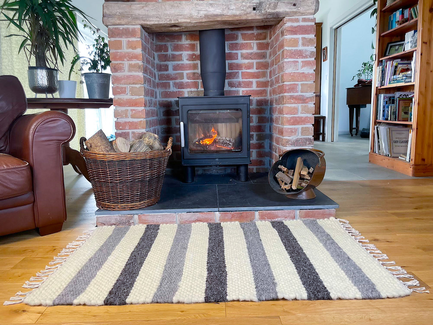 Pure Wool Rug (Nancy) | Hand Woven in the UK