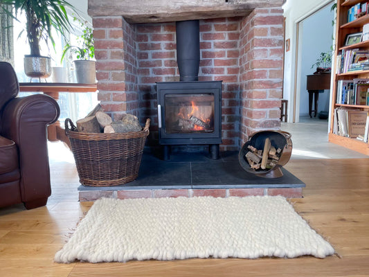 Pure White Peg Loom Wool Rug (Tulip) | Hand Woven in the UK